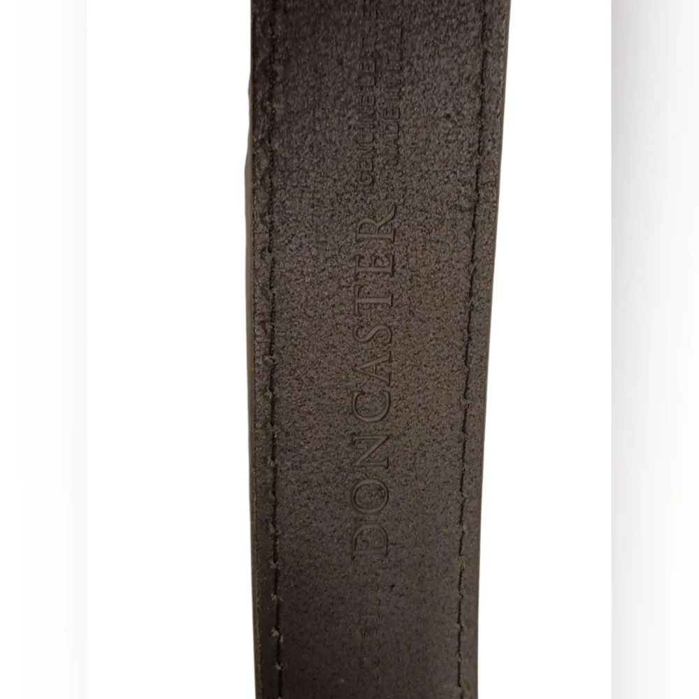 DONCASTER Leather‎ Belt SZ M